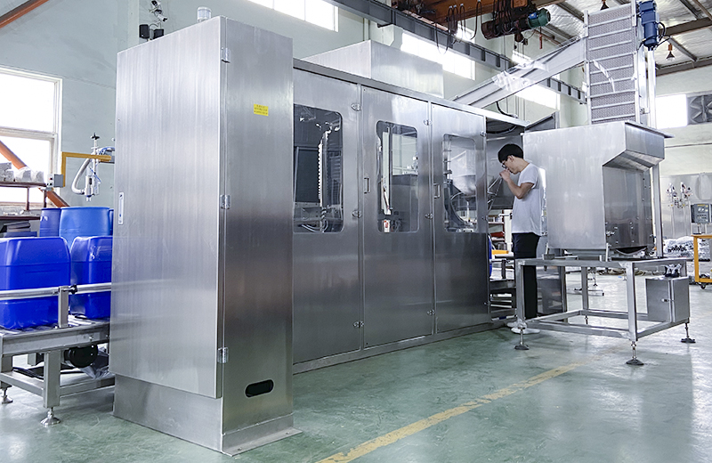 GAF-30L2MHA自动灌装生产线工厂实拍2
