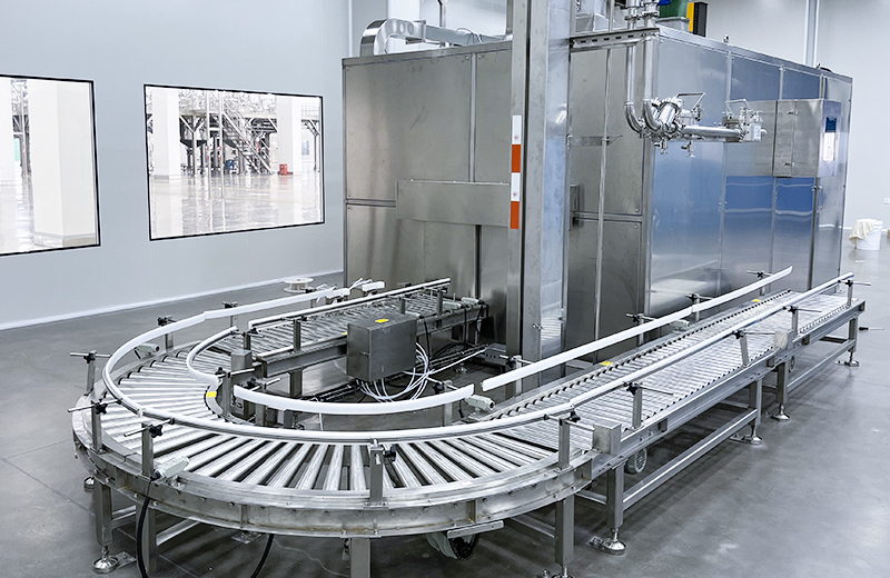 GAF-30S2AH20L液体自动灌装生产线客户现场1